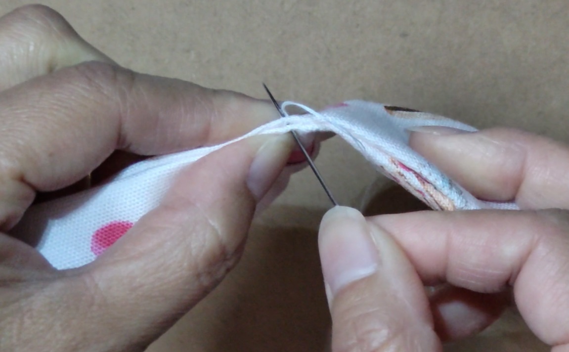 布リボンヘアゴムの作り方まつり縫い
