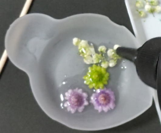 レジン)ドライフラワー入りヘアクリップの作り方|華やかヘアアクセ