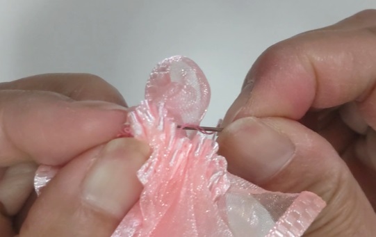 リボンポンポンのヘアゴム作り方8