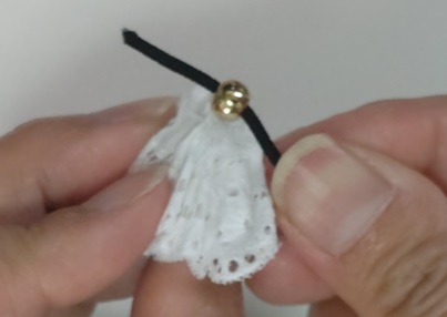 リボンポンポンのヘアゴム作り方24