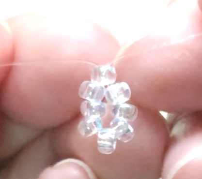 partsclubフラワーパーツとビーズのヘアクリップ作り方11