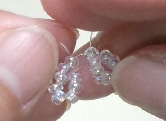 partsclubフラワーパーツとビーズのヘアクリップ作り方12