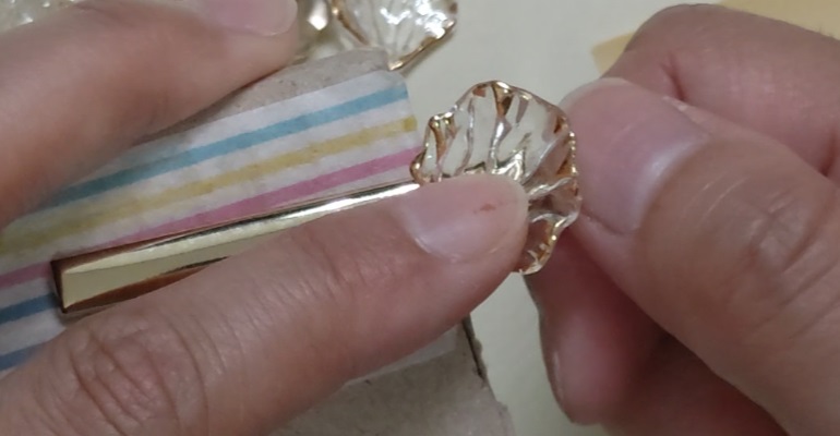 partsclubフラワーパーツとビーズのヘアクリップ作り方27