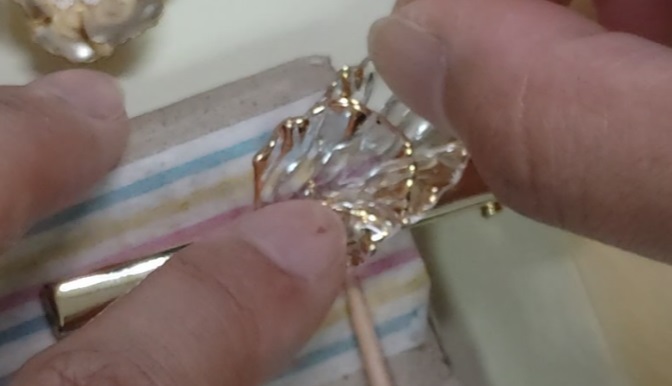 partsclubフラワーパーツとビーズのヘアクリップ作り方31
