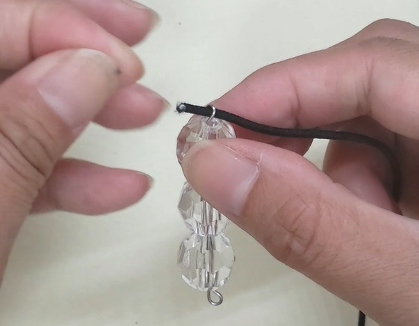 9ピンで作るビーズヘアゴム作り方15