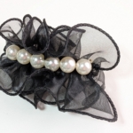 フリルリボンとパールのヘアバレッタの作り方