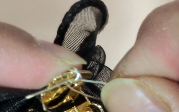 フリルリボンとパールのヘアバレッタの作り方17