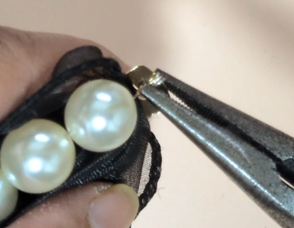 フリルリボンとパールのヘアバレッタの作り方19