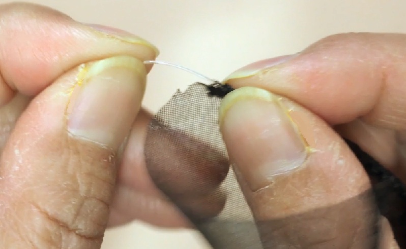 フリルリボンとパールのヘアバレッタの作り方01