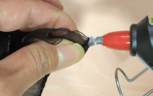 フリルリボンとパールのヘアバレッタの作り方07