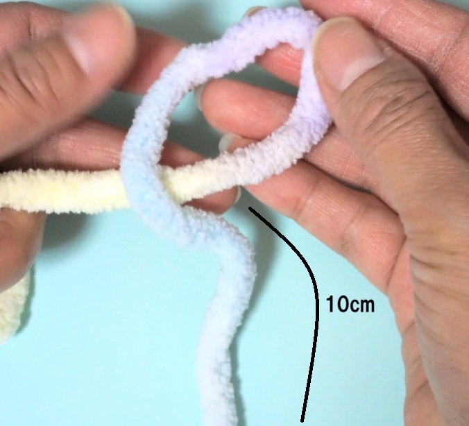 小学生も作れるゆびあみシュシュの作り方1