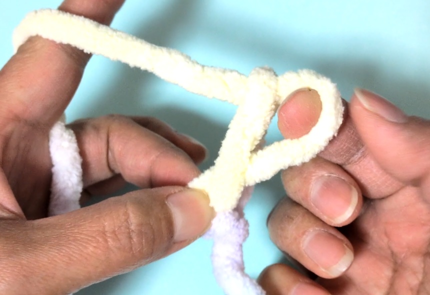 小学生も作れるゆびあみシュシュの作り方7