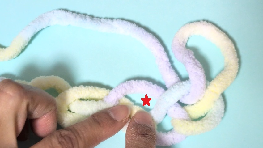 小学生も作れるゆびあみシュシュの作り方10