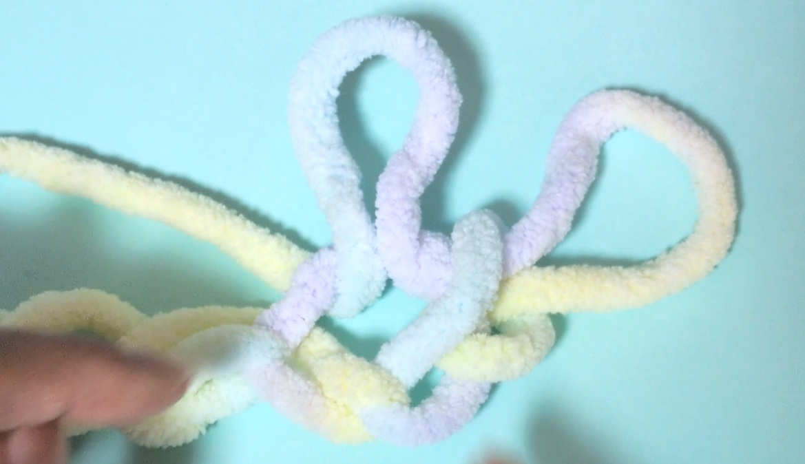 小学生も作れるゆびあみシュシュの作り方11