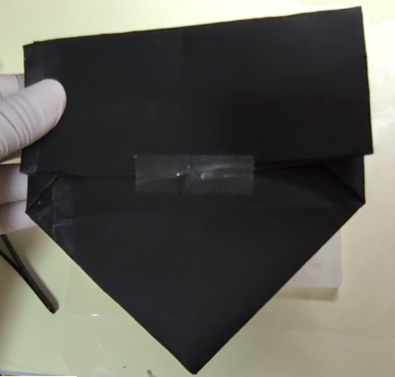 レジンヘアゴム・花と金箔のヘアゴム作り方06