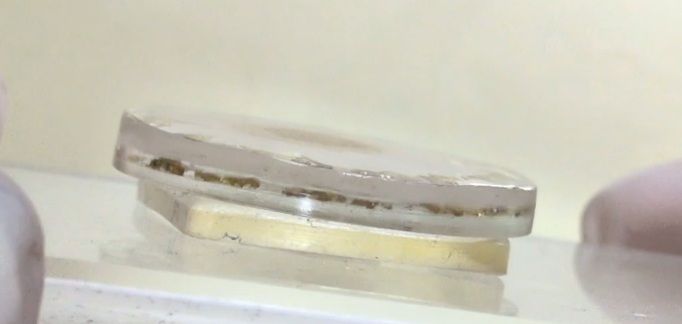 レジンヘアゴム・花と金箔のヘアゴム作り方12