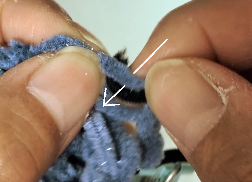 ヘアゴム交換ができる毛糸シュシュの作り方15