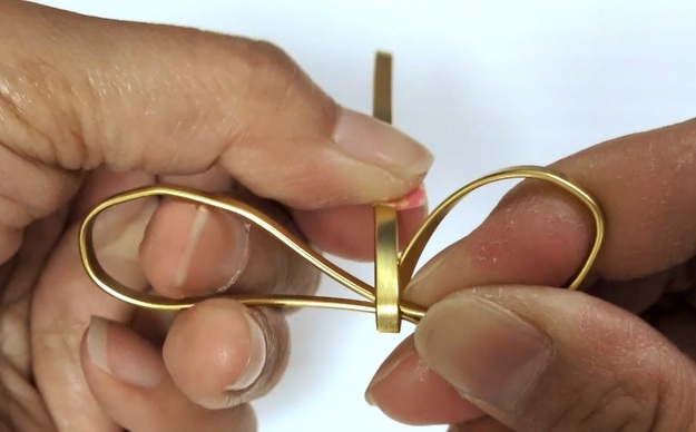 フラットワイヤーリボンのポニーフックの作り方8